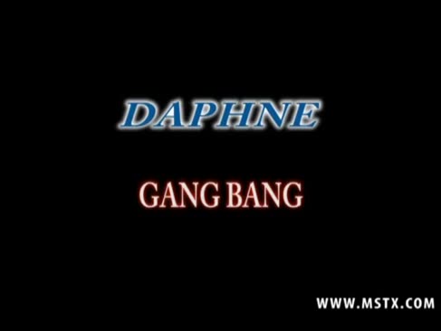 Daphnee lecerf - gangbang